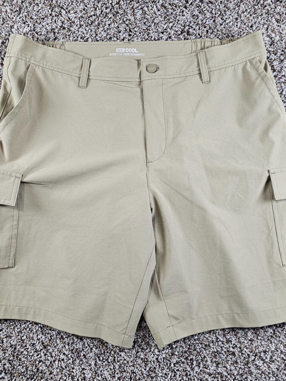 32 Degree Cool Mens Sz XL Cargo Shorts athletic Hiking Beige